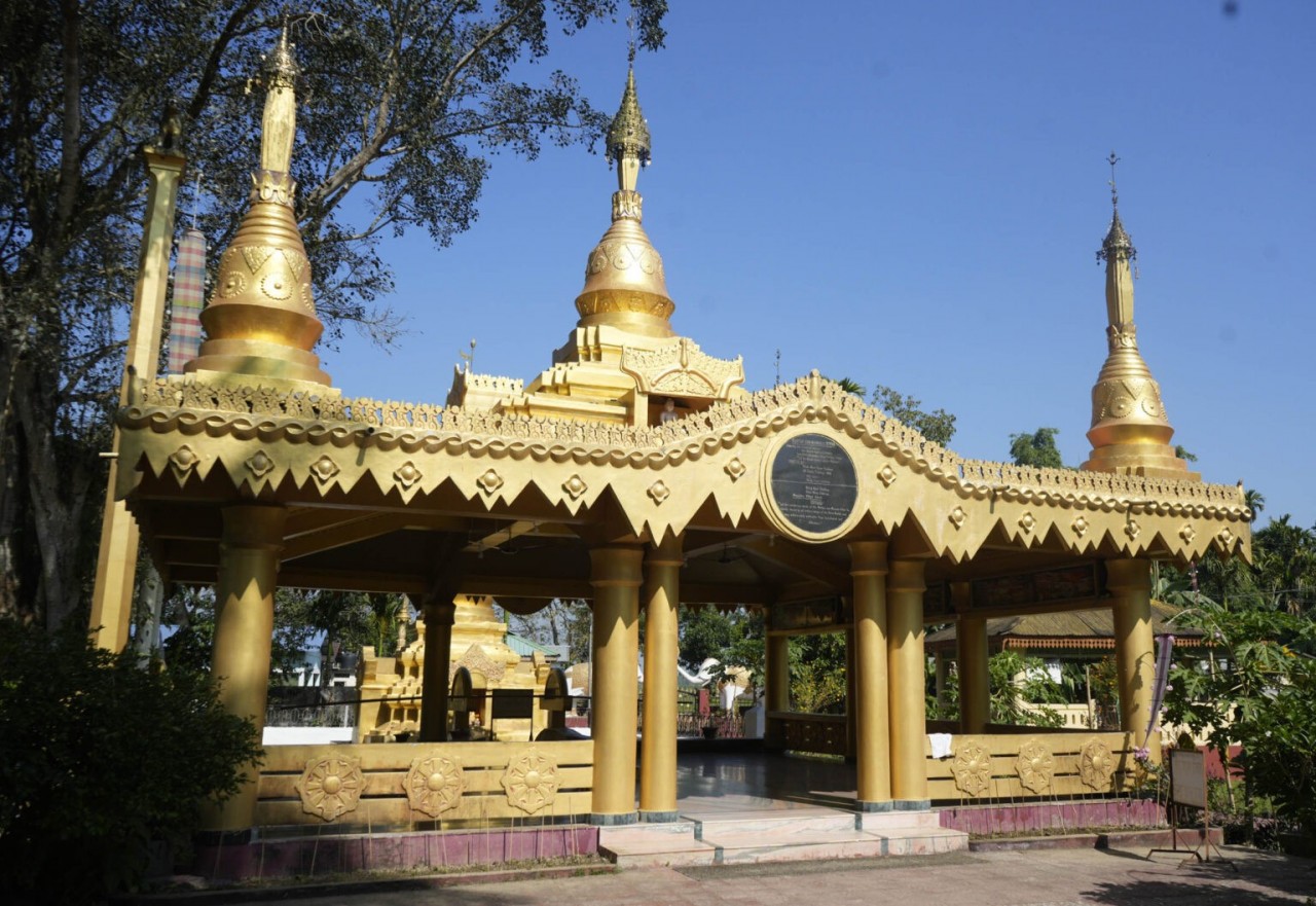 namphake where cultures and buddhism blends to preserve the tai phake identity