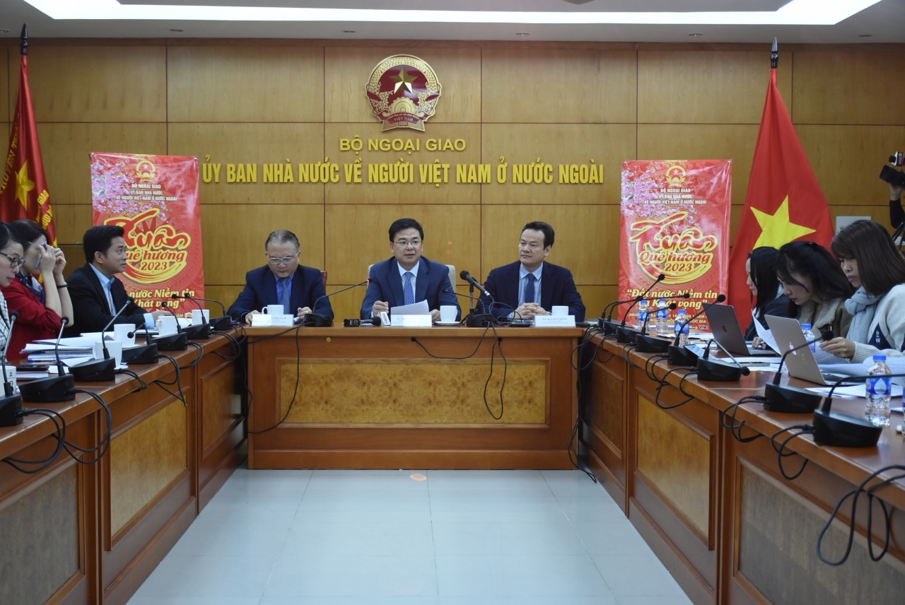 Overseas Vietnamese Invest over USD 1.7 Billion in Vietnam in 2022
