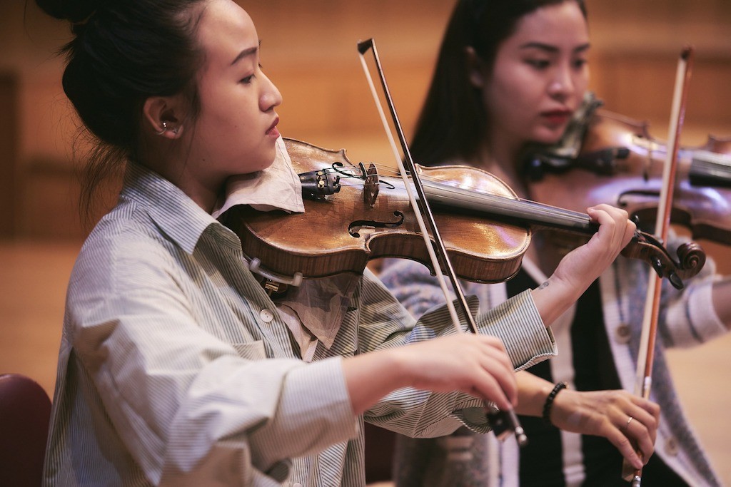 professional The musicians are back in the rehearsal hall this week, preparing for a conducting workshop to be held by Olivier Ochanine and the SSO from Thursday to Saturday.