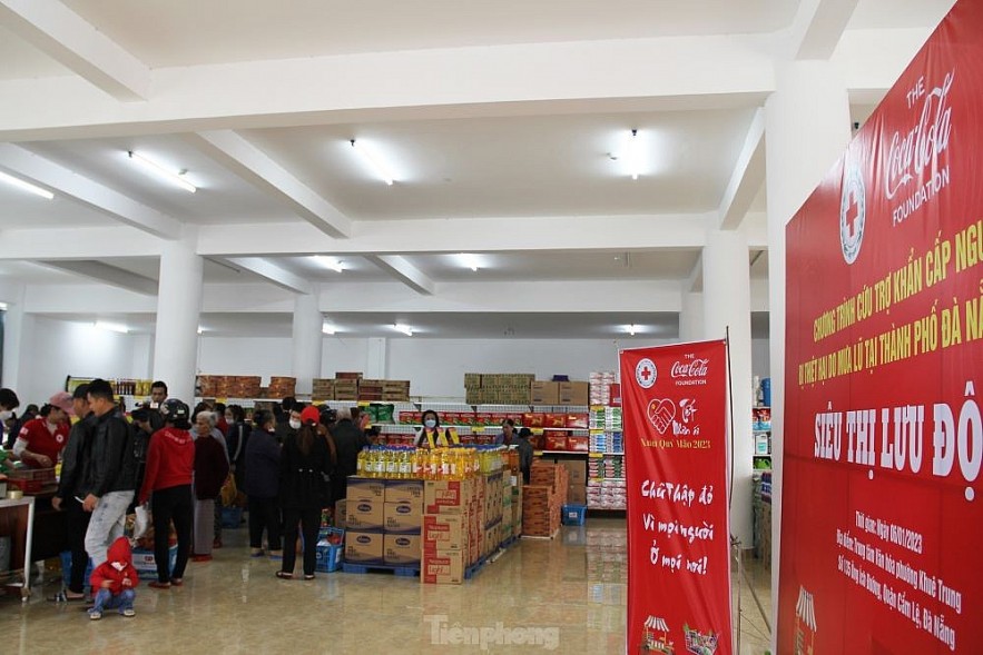 Free Tet Supermarket for Da Nang's Flood Victims