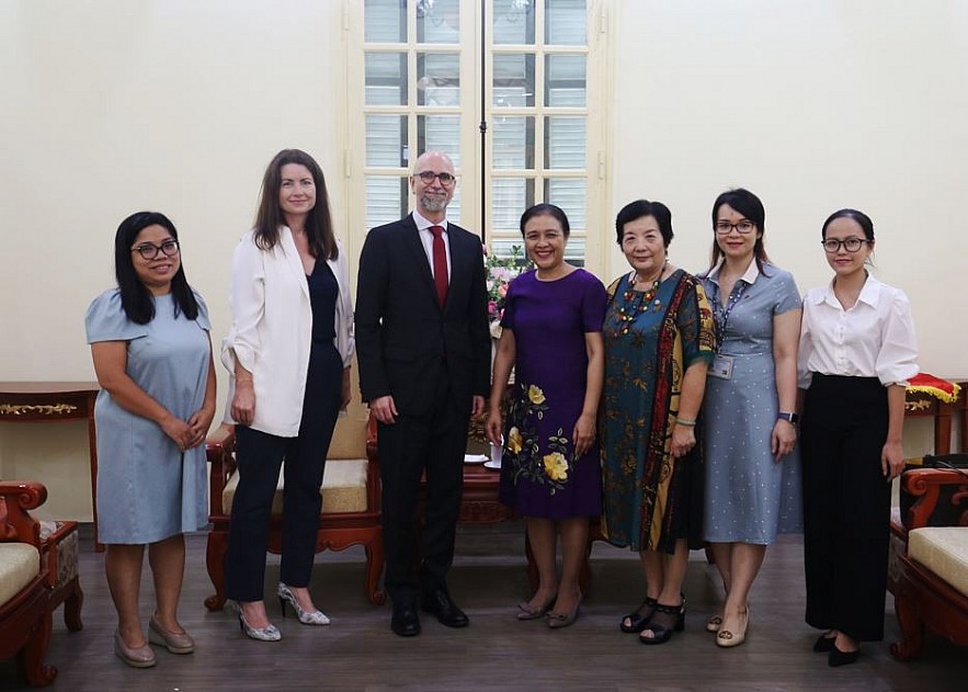 VUFO President Host Reception for Canadian Ambassador to Vietnam