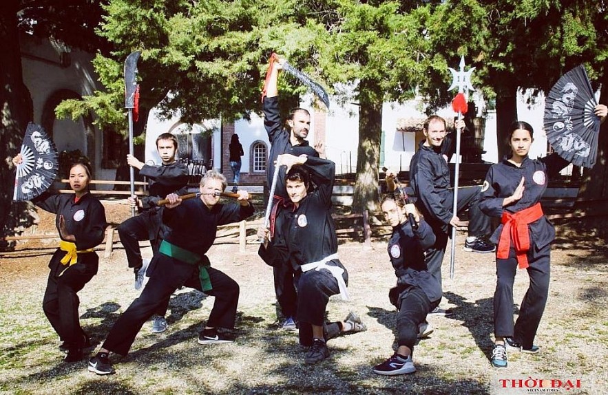 Vietnamese-Italian Couple Introduce Traditional Martial Arts to International Friends