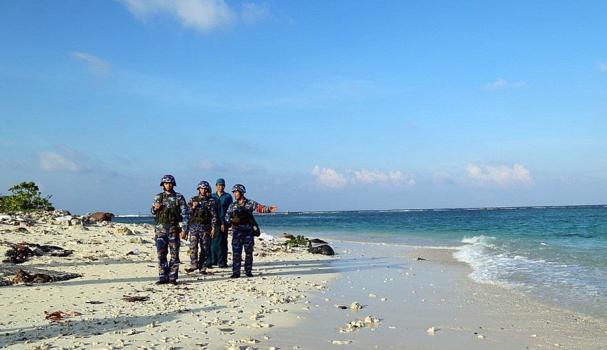 Bringing Tet to the Spratly Archipelago