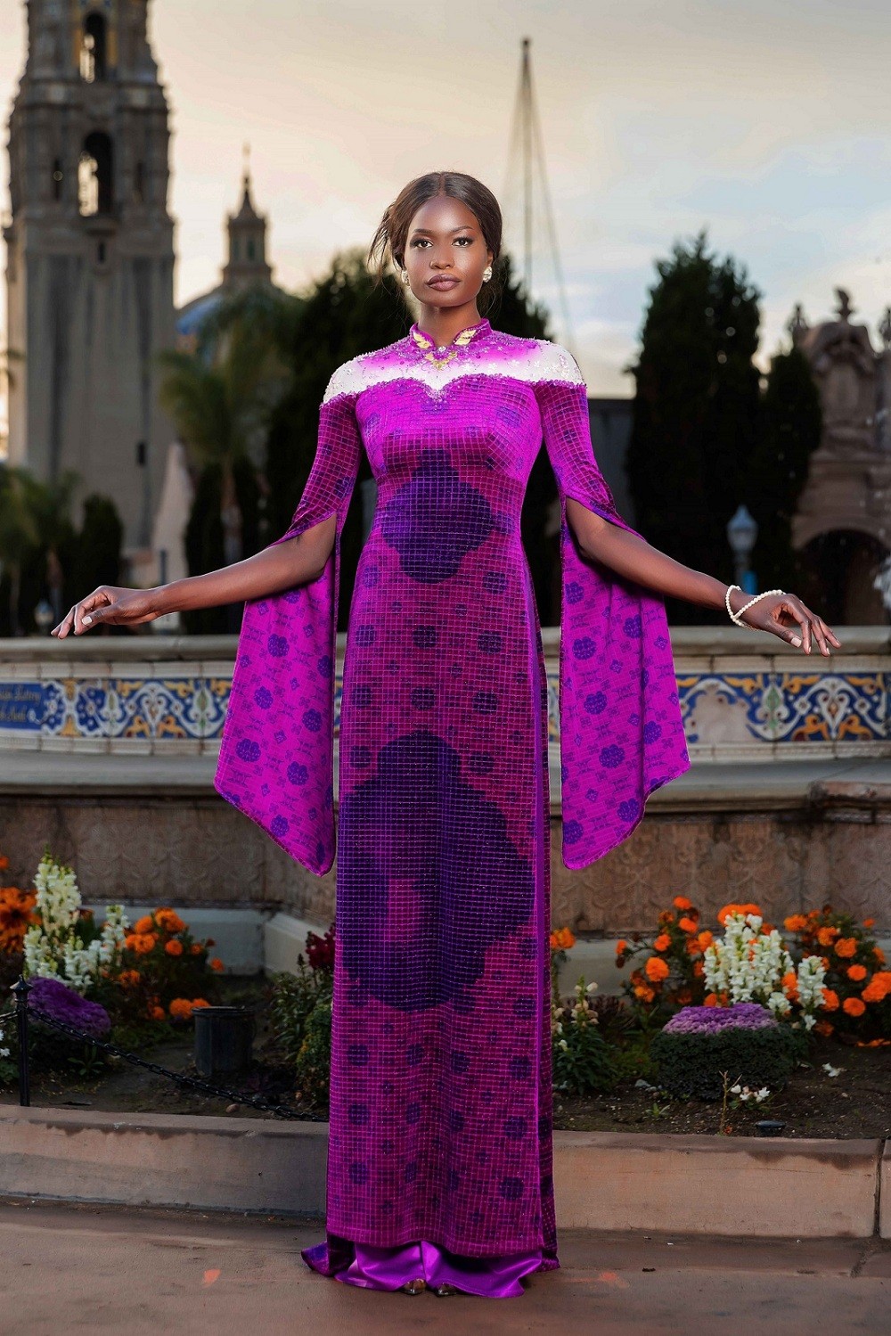 Vietnamese Designer Debuts Ao Dai Collection in US