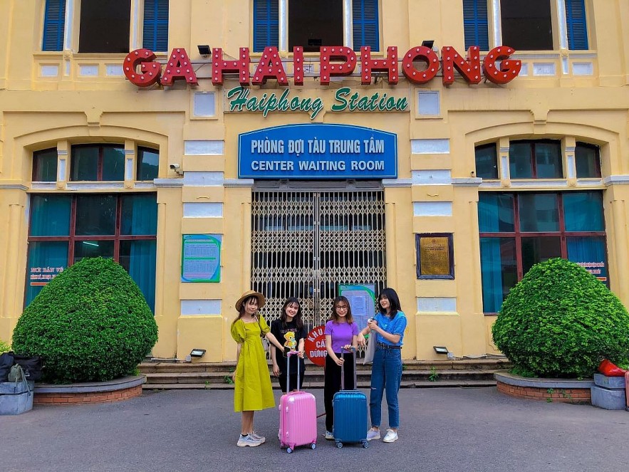 Ideal Tourist Destinations Near Hanoi for Tet Holiday