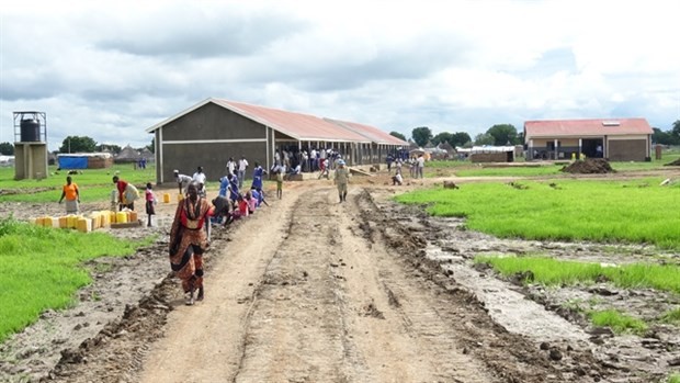 A new road in the African town of Abyei, which was recently reconstructed with the help of the Vietnamese Engineering Unit Rotation 1. (Photo courtesy of the Vietnam Department of Peacekeeping Operations