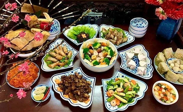 An offering trays for Lunar New Year's Eve. Photo: VNA
