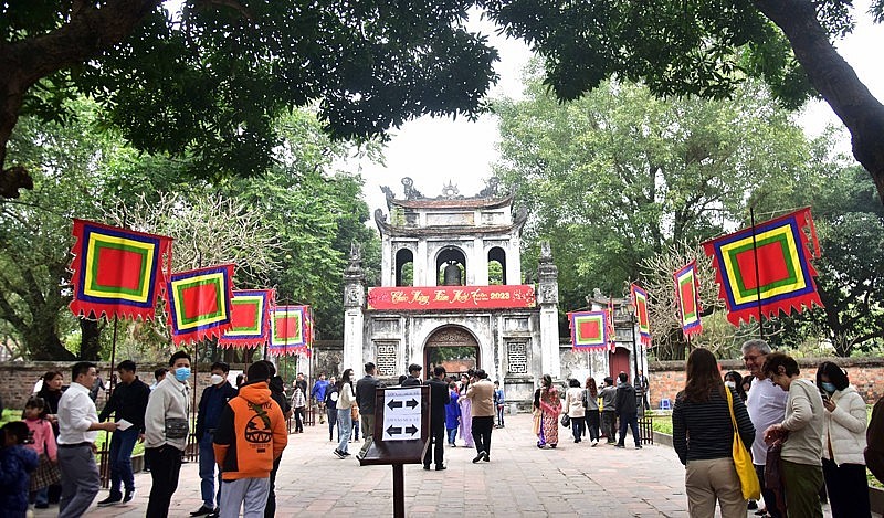 Temple of Literature in Hanoi crowded with locals and visitors during Tet. Photo: hanoimoi.com.vn