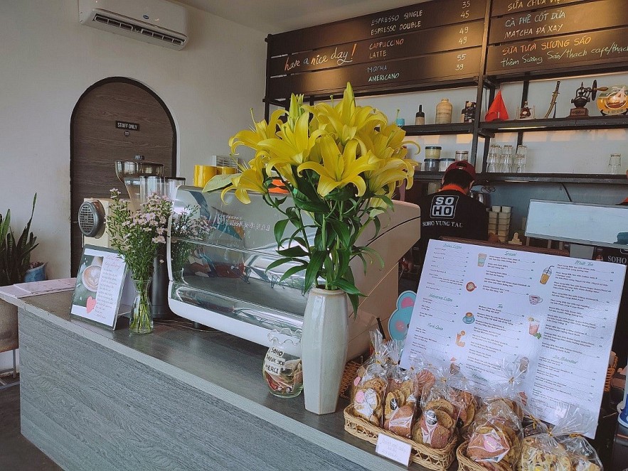 Café Crawls: A Breezy Stroll through Vung Tau
