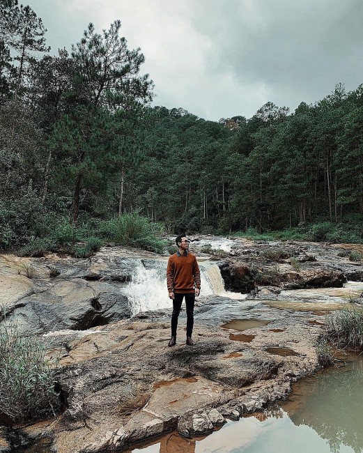 A Journey To Conquer The Wilderness of Ankroet Waterfall