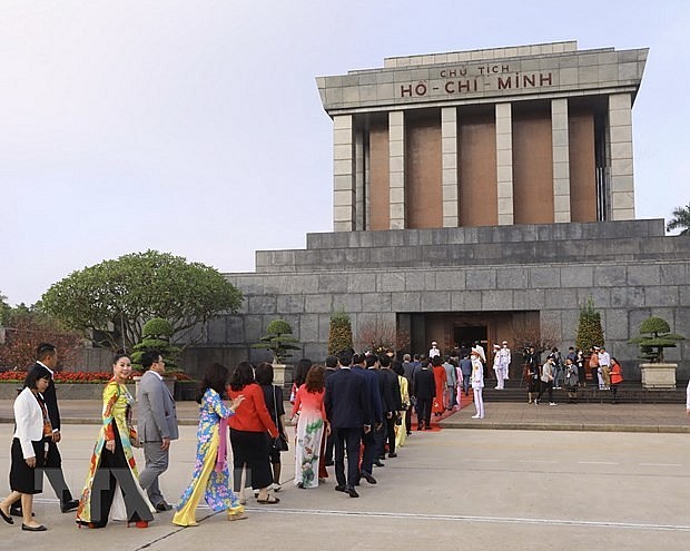 Lunar New Year of an Overseas Vietnamese Businessman in Thailand