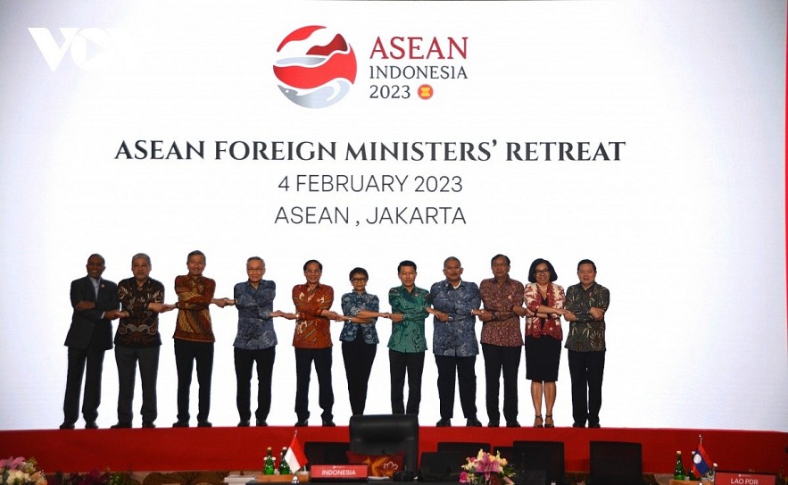 ASEAN Foreign Ministers pose for a group photo at the meeting.