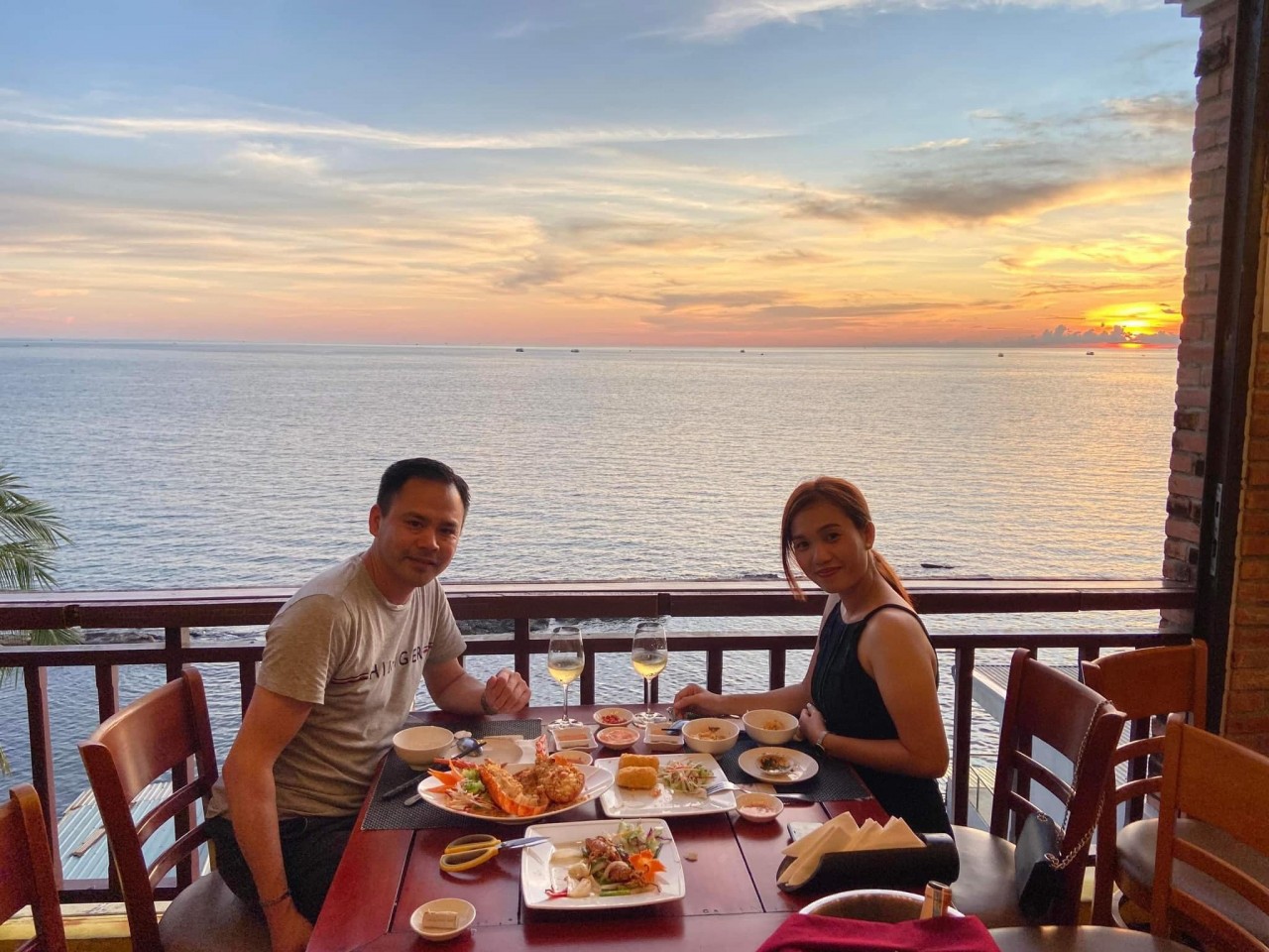 Xin Chao Restaurant is famous for its amazing sunset view