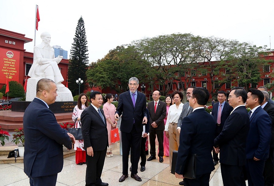 The MIU delegation visit the Ho Chi Minh National Academy of Politics. Photo courtesy of the academy