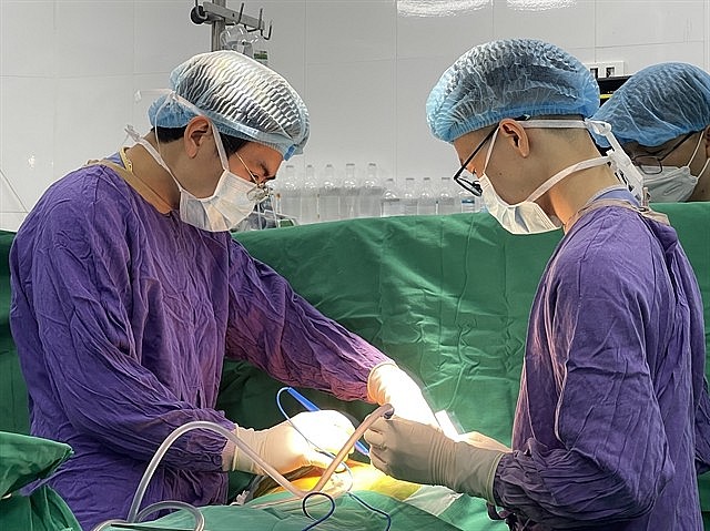 Doctors of Việt Nam-Germany Friendship Hospital performed the transplant on February 15. — VNA/VNS Photo