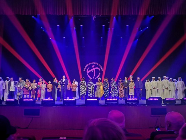 Vietnamese Performance Impresses 36th World Theatre Congress