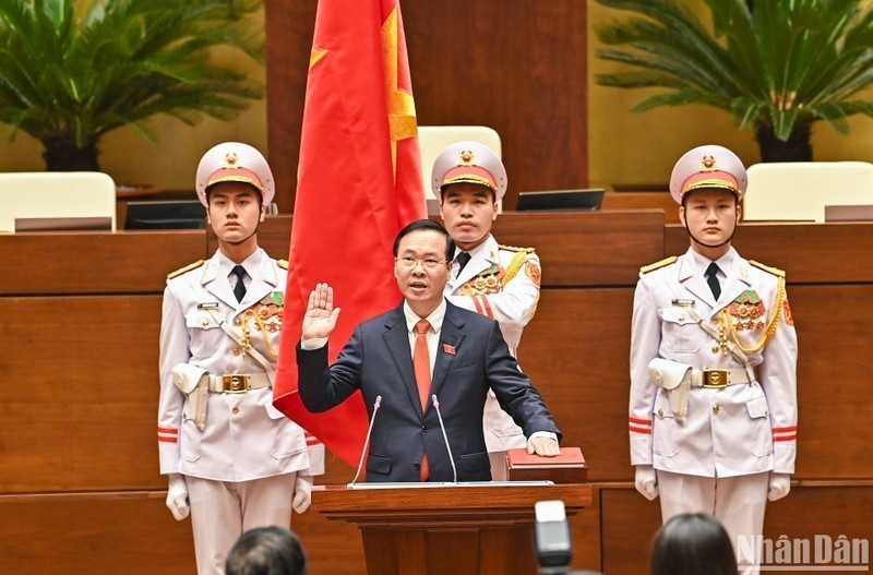 politburo member vo van thuong sworn in as state president