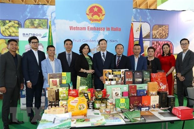Potential of Vietnamese Farm Produce Valued at Italy’s Macfrut Trade Fair