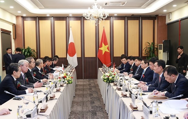 Prime Minister Pham Minh Chinh receives a visiting delegation of Japanese economic organisations. Photo: VNA
