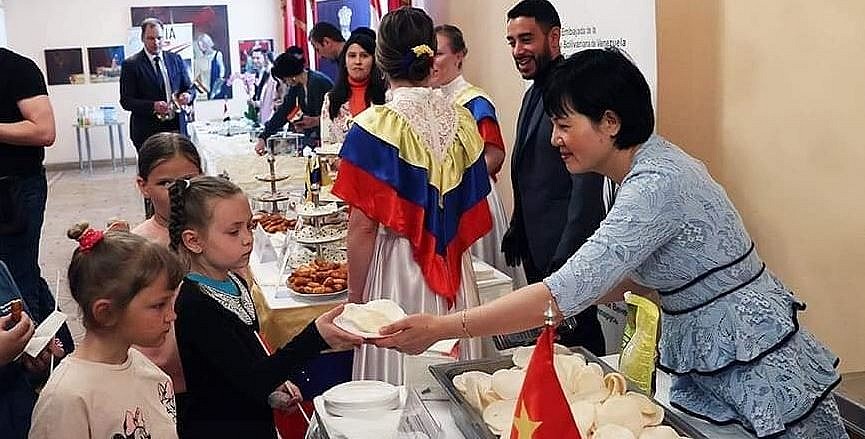 Embassies Abroad Spread Love of Vietnamese Cuisine