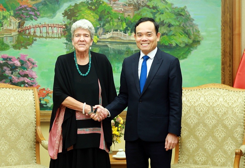 Deputy Prime Minister Tran Luu Quang hosts US Under Secretary of Commerce for International Trade Marisa Lago. Source: US's embassy in Hanoi
