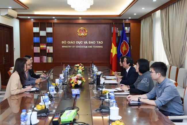 Vietnam, El Salvador Seek Ways to Foster Educational Cooperation