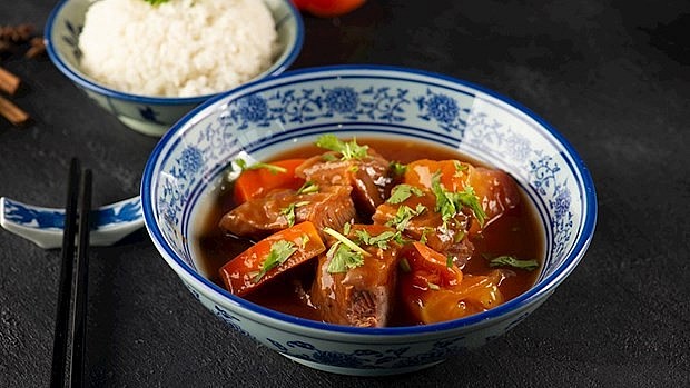 Vietnamese dishes including bo kho, bo nhung dam and bun cha (grilled pork meatballs with vermicelli noodles) have been named among the world’s 100 best meat dishes (Photo: tasteatlas.com)