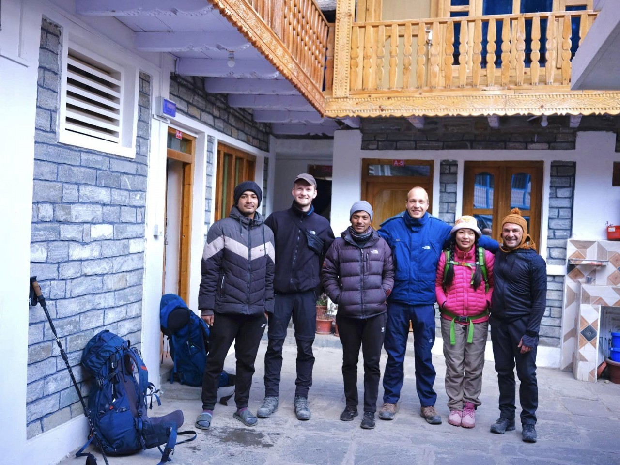 Viet Trekker Conquers Himalaya