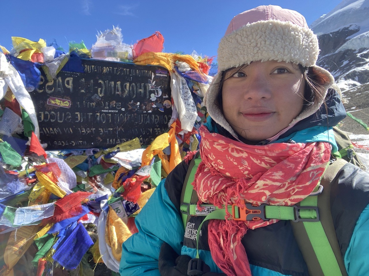 viet trekker conquers himalayas