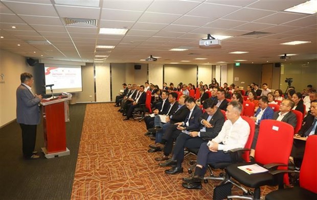 vietnam news today apr 7 seminar examines ways to boost vietnam singapore logistic cooperation