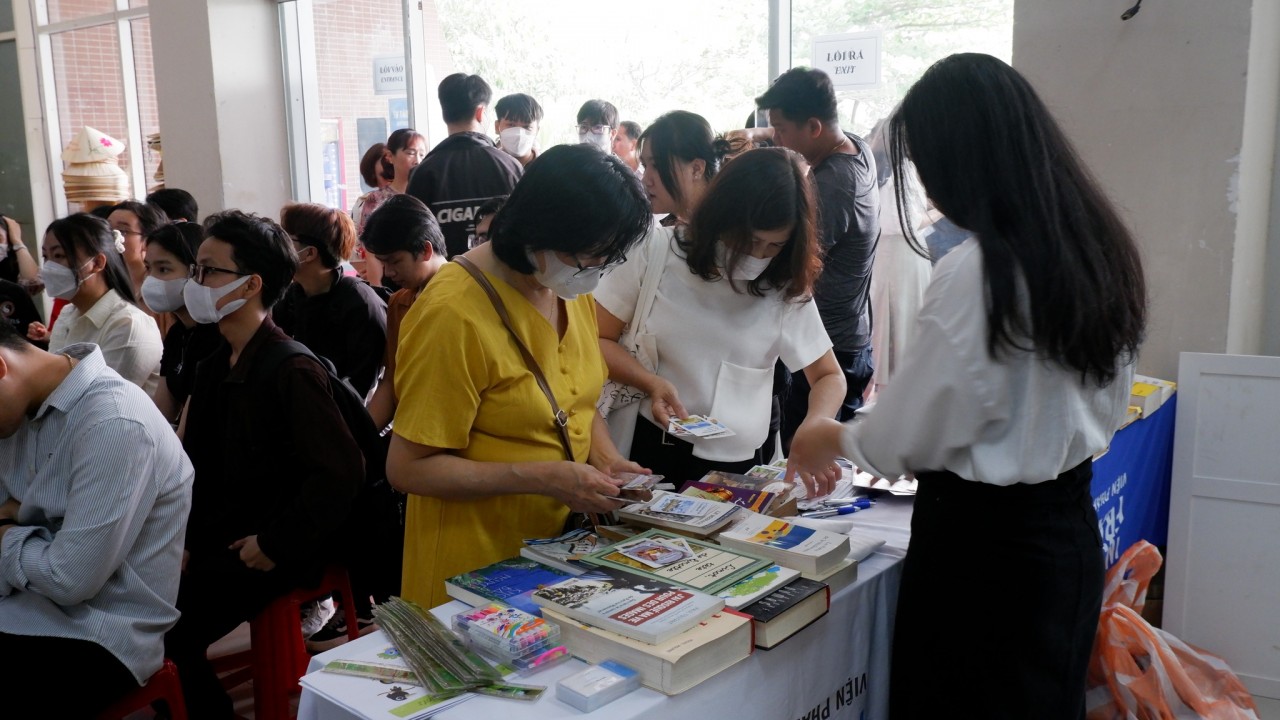 It aims to contribute to further fostering the ties between the two nations, said Ngo Thi Bich Van, Vice Director of the Da Nang Museum, the organiser of the event. Source: Da Nang Museum It aims to contribute to further fostering the ties between the two nations, said Ngo Thi Bich Van, Vice Director of the Da Nang Museum, the organiser of the event. Source: Da Nang Museum