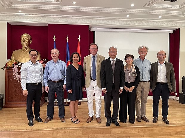 Medical Federation Brings Vietnamese, French Doctors Together