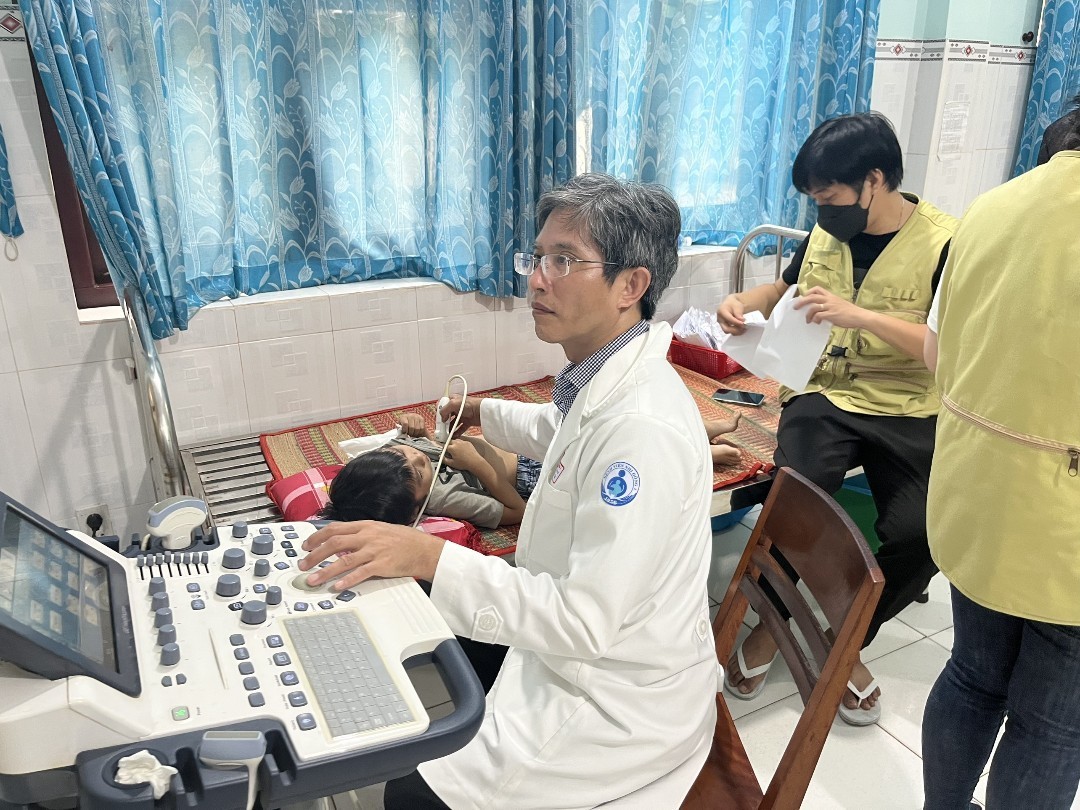 Free Heart Check-up for Over 1,500 Children in Phu Quy Island District