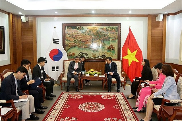 RoK Shares Experience in Promoting Cultural Industry
