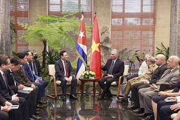 Vietnam News Today (Apr. 27): Big Room for Vietnam, Uruguay to Expand Trade Ties