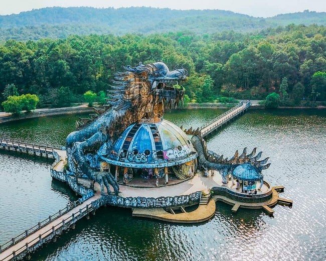 CNN: Abandoned Theme Park In Hue Among Top 10’s Most Fascinating Parks In The World