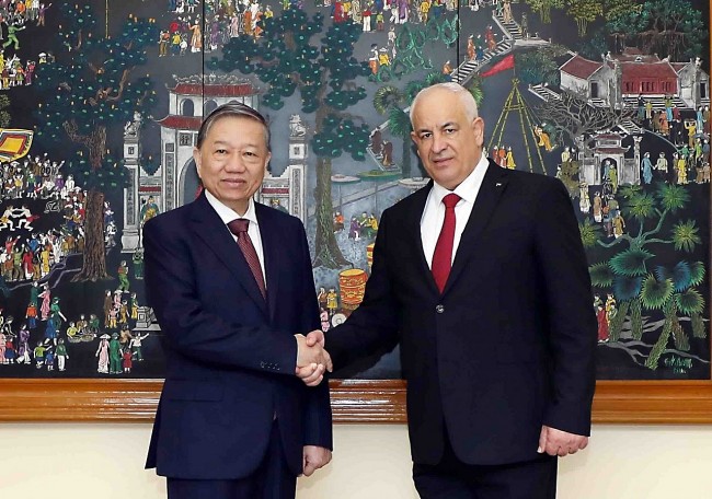 Vietnam, Palestine Step Up Cooperation on Crime Prevention