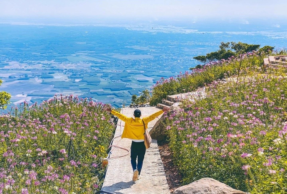 ba den mountain a perfect destination for escaping summer heat