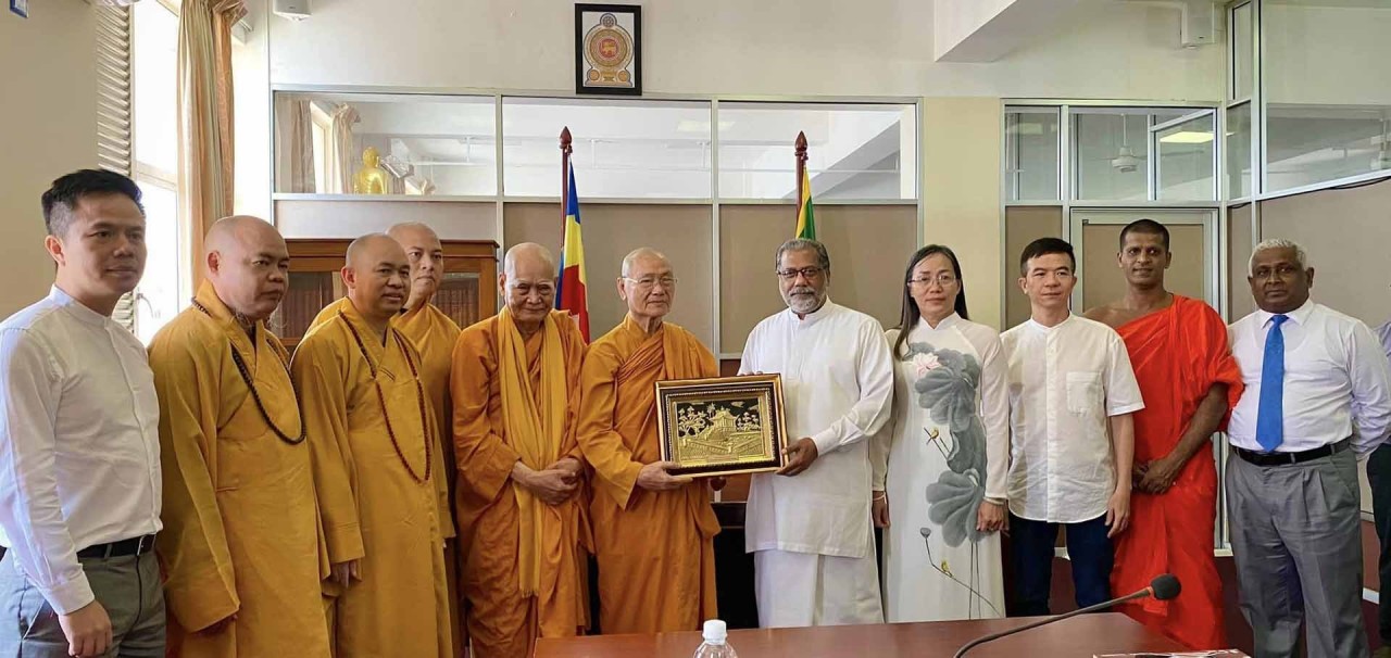Strengthening Buddhist Cooperation between Vietnam, Sri Lanka
