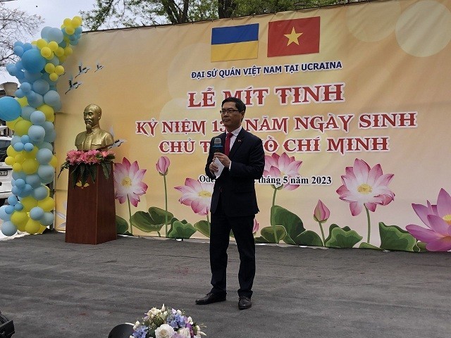 vietnamese community in odesa and ukraine celebrates president hos birthday