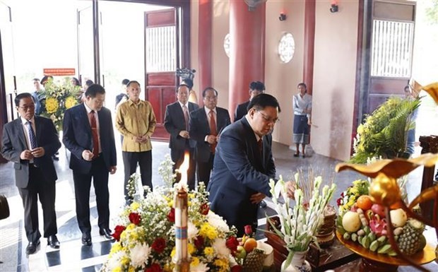 At an incense-offering ceremony in Laos. Photo: VNA