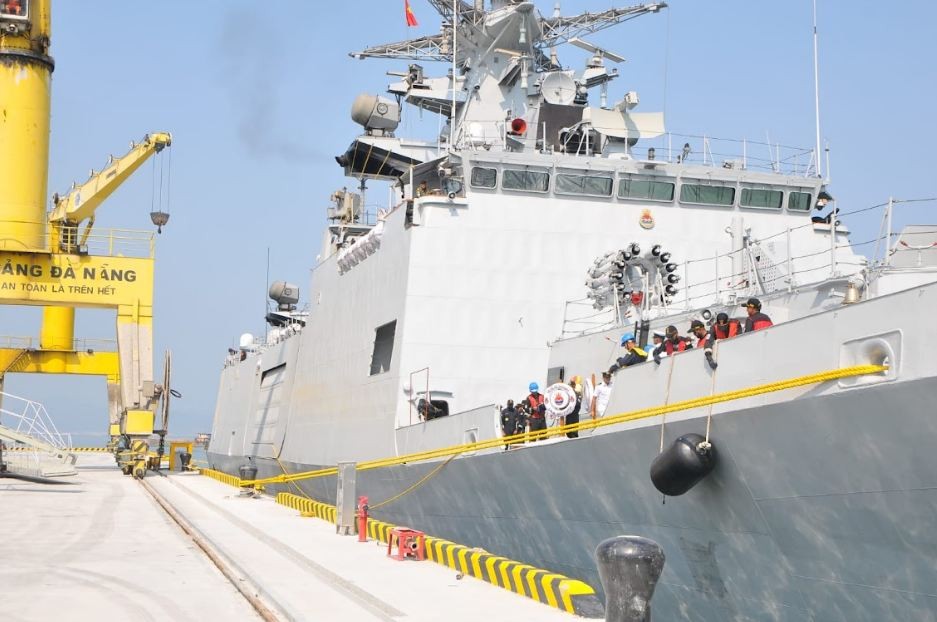 Indian Naval Ships Begins Visit to Da Nang City