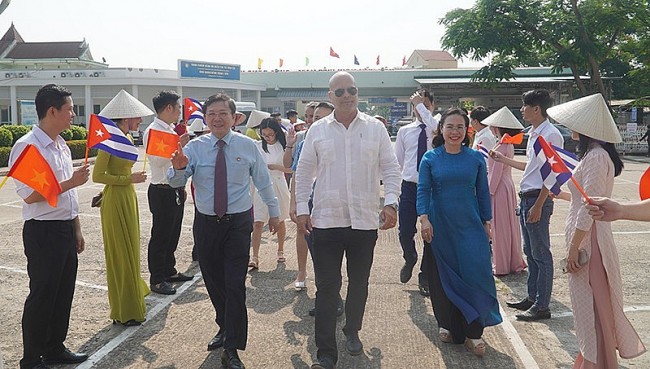 Quang Binh Grateful for Cuban People's Support