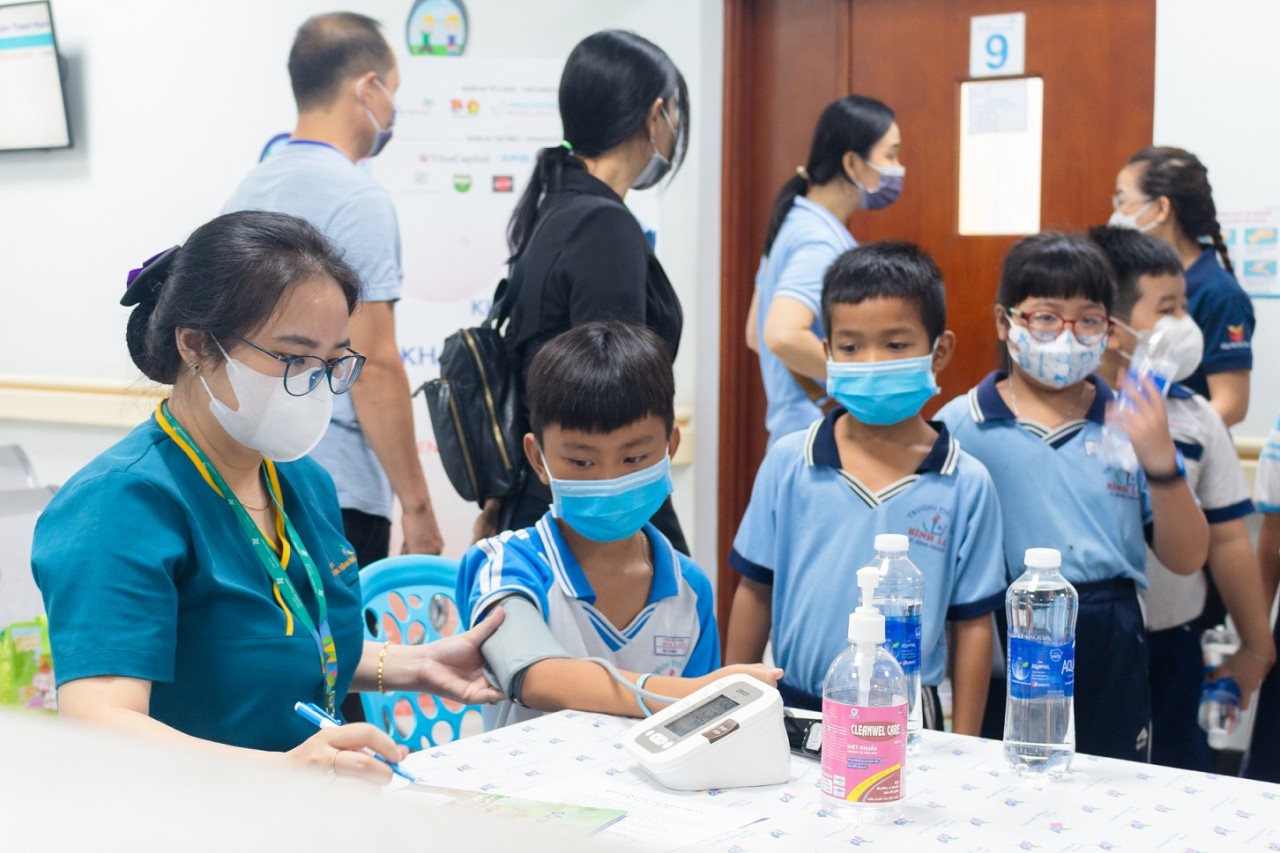 Ho Chi Minh City: Clean Water Systems and Medical Checkup Sponsored for Needy Children
