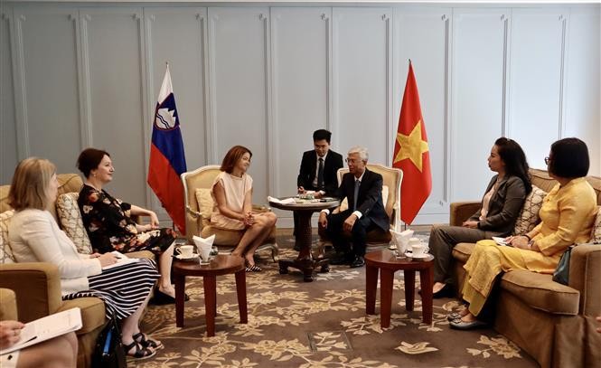 Vietnam News Today (May 23): Vietnam, Slovenia Seek to Deepen Trade, Investment Partnership