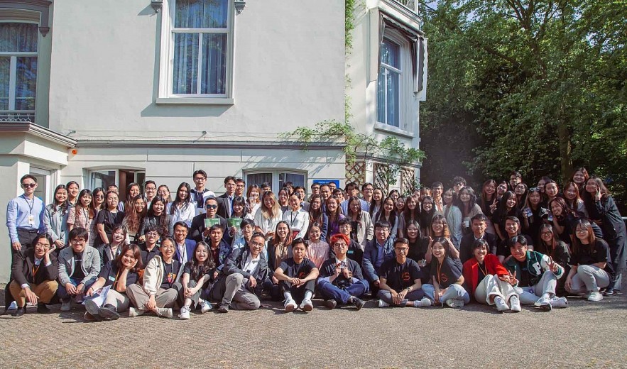 Vietnamese Student Association in Netherlands Holds Career Fair