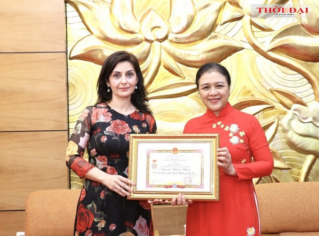 Ambassador Marinela Petkova Honored for her Contribution to Vietnam - Bulgaria Friendship