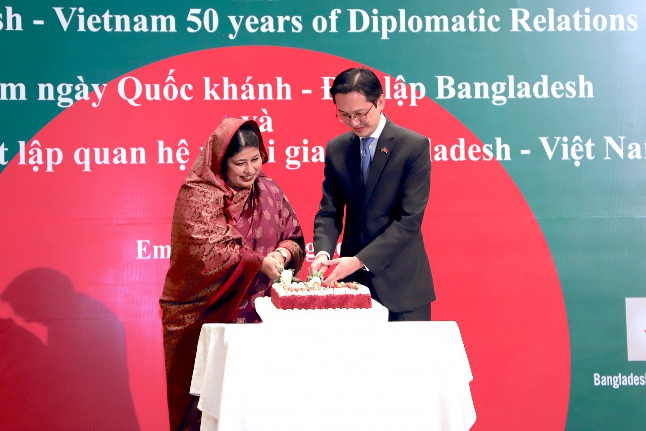 vietnam bangladesh celebrate 50th year of diplomatic relations