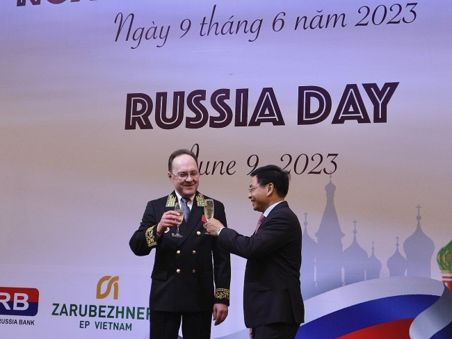 National Day of Russian Federation Celebrated in Vietnam