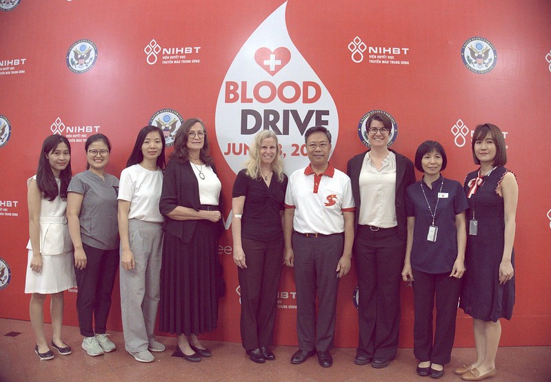 Vietnam, US Promote "Blood Drive" Campaign to Mark World Blood Donation Day